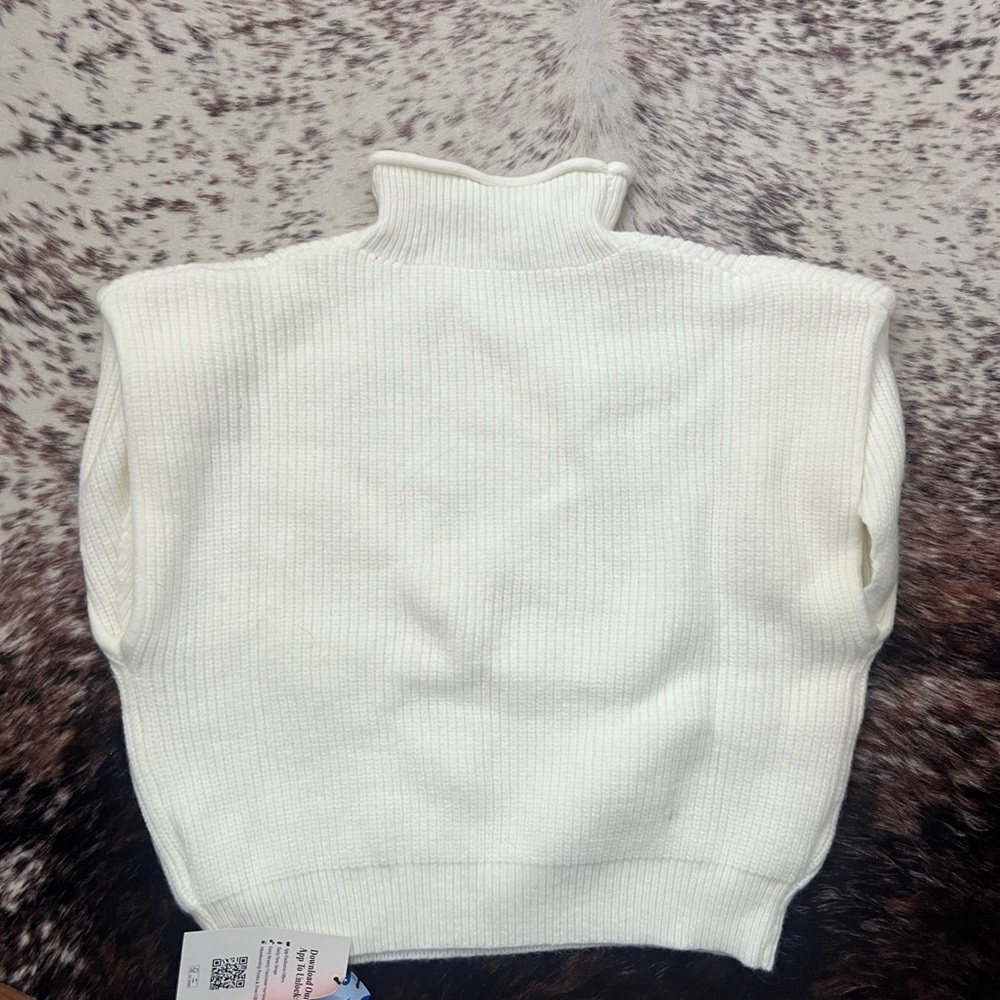 Cider Cream Ribbed Knit Turtleneck Vest